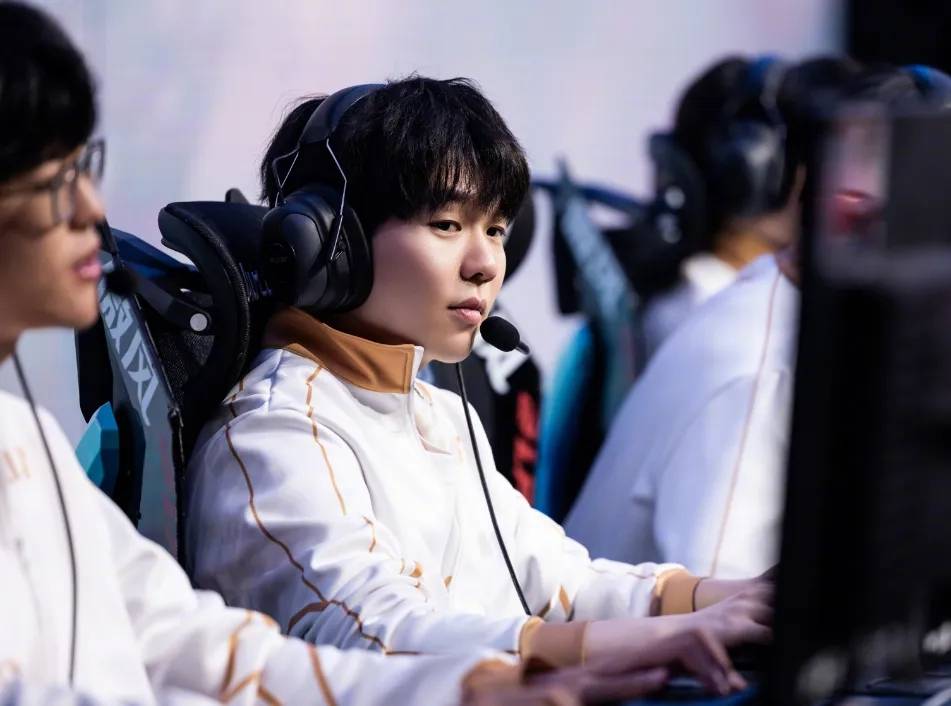 Rookie目标并未改赛后发声(rookie2021年还打比赛吗?)